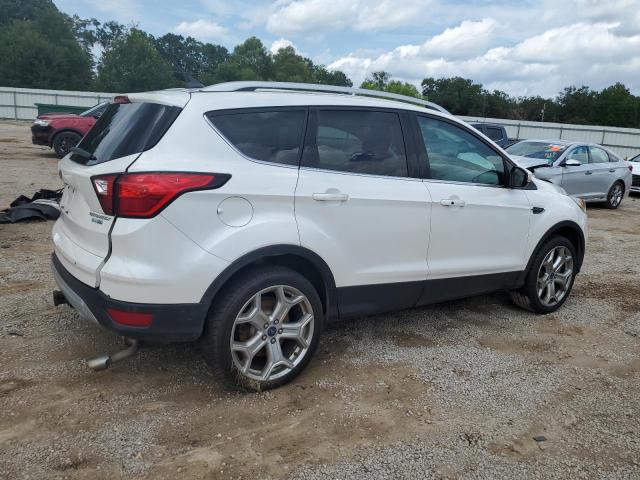  FORD ESCAPE 2019 Белы
