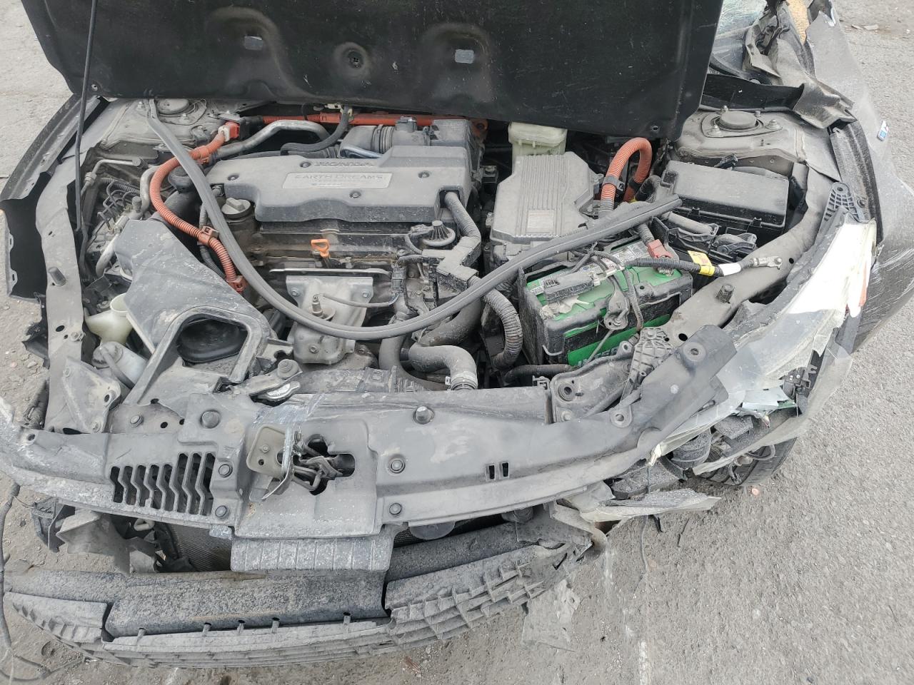 2017 Honda Accord Hybrid VIN: JHMCR6F31HC010536 Lot: 70928125