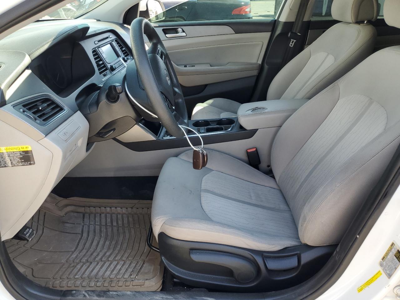 2016 Hyundai Sonata Hybrid VIN: KMHE24L15GA018991 Lot: 70188475