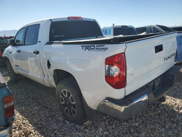  TOYOTA TUNDRA 2018 Белы
