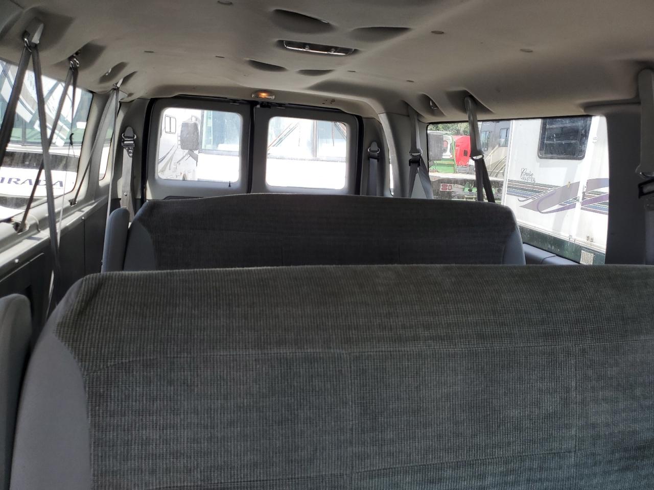 2004 Ford Econoline E350 Super Duty Wagon VIN: 1FBSS31S34HA11476 Lot: 70597465