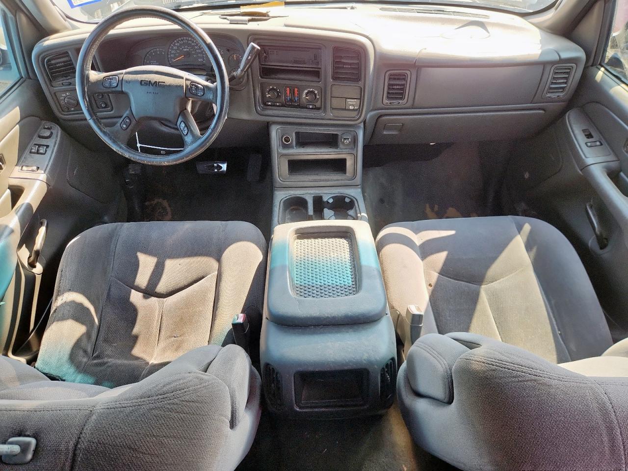 2004 GMC New Sierra C1500 VIN: 2GTEC19T341180777 Lot: 67061275