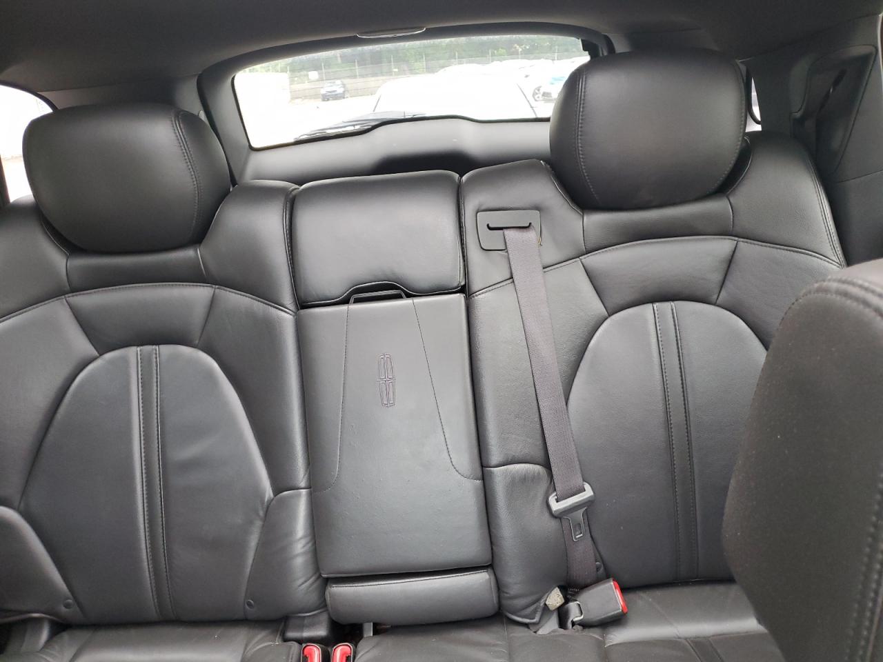 2014 Lincoln Mkt VIN: 2LMHJ5NK7EBL55101 Lot: 68129355