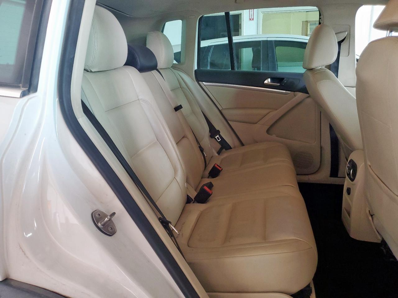 2012 Volkswagen Tiguan S VIN: WVGAV7AX9CW529969 Lot: 70628255