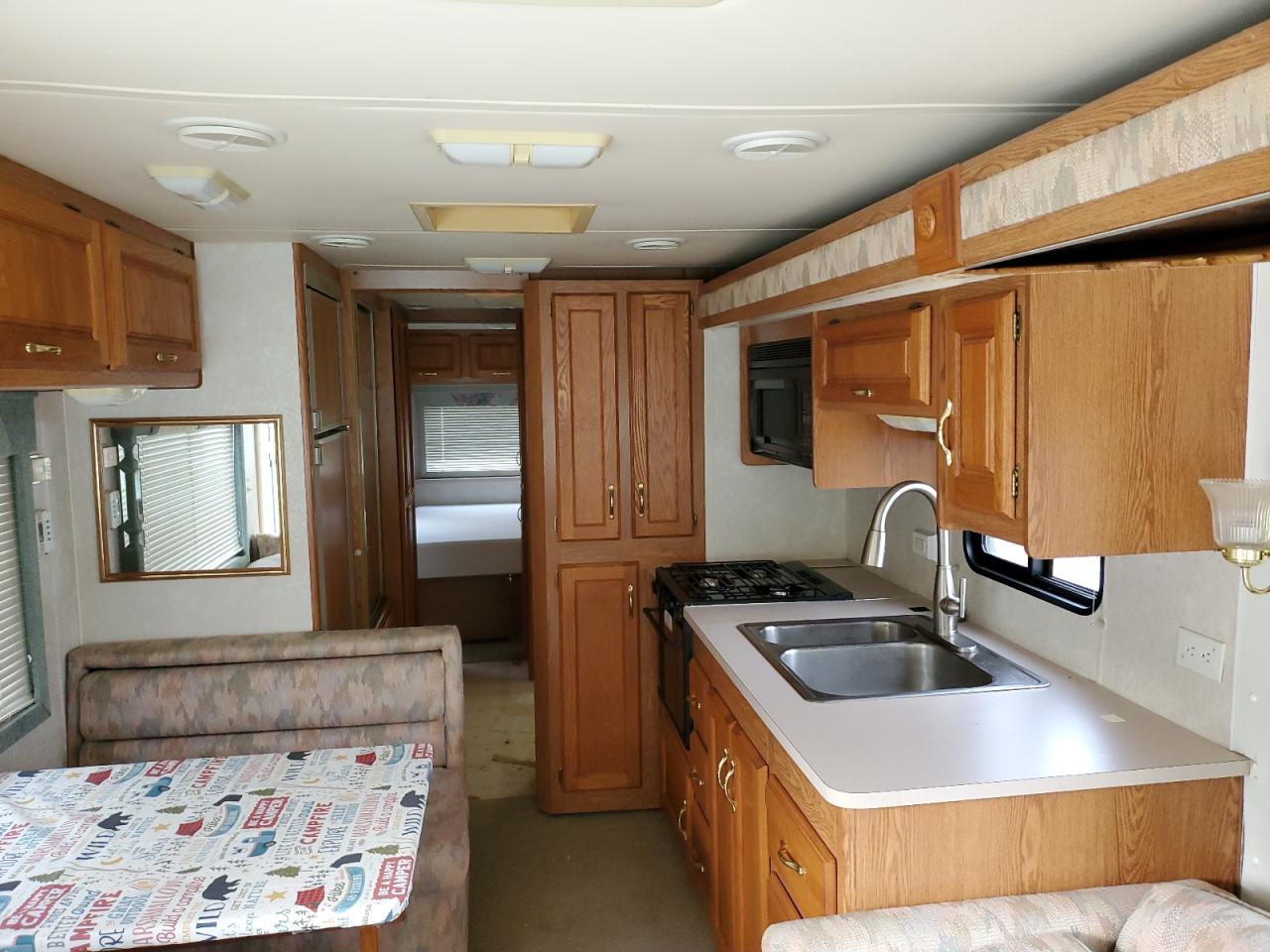 1997 Ford F530 Super Duty VIN: 3FCMF53G7VJA07619 Lot: 68094485