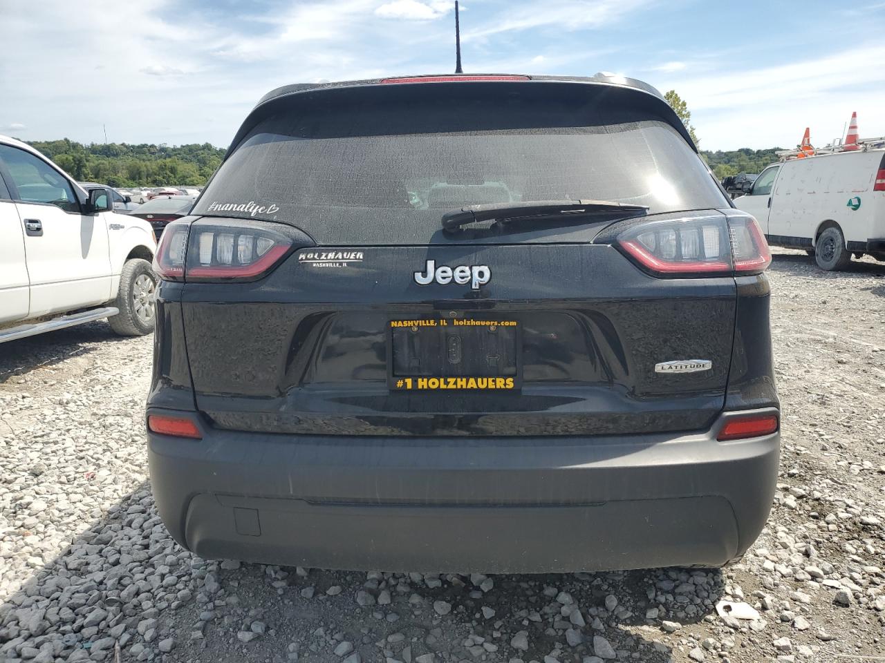 2019 Jeep Cherokee Latitude VIN: 1C4PJLCB5KD109155 Lot: 70327845