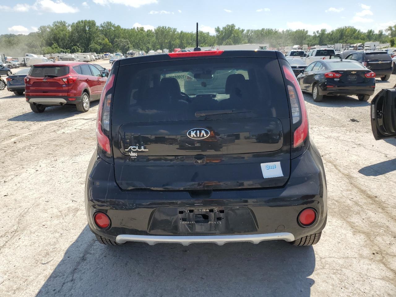 2017 Kia Soul + VIN: KNDJP3A5XH7460782 Lot: 70008735