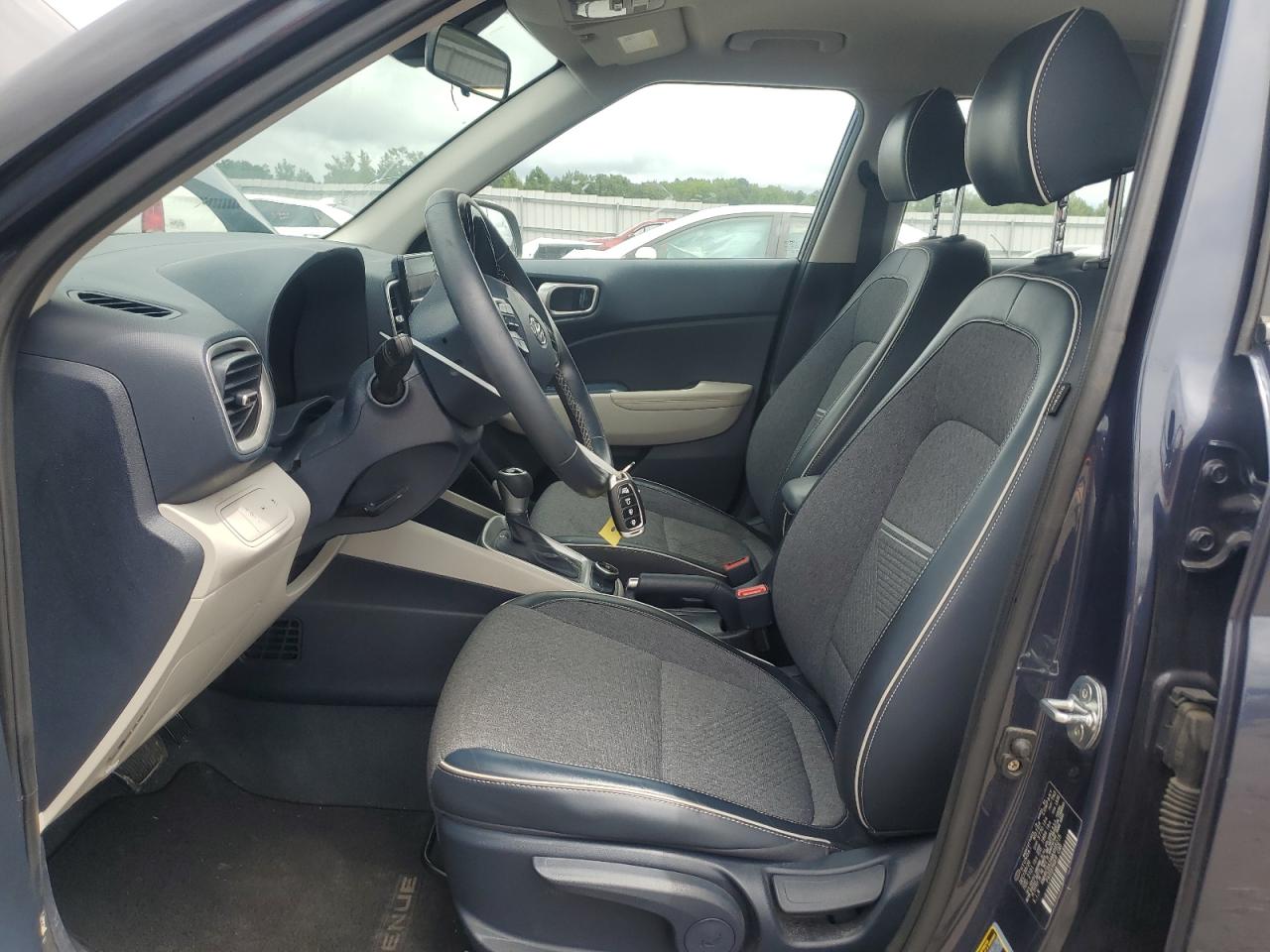 2021 Hyundai Venue Sel VIN: KMHRC8A3XMU095215 Lot: 69636255