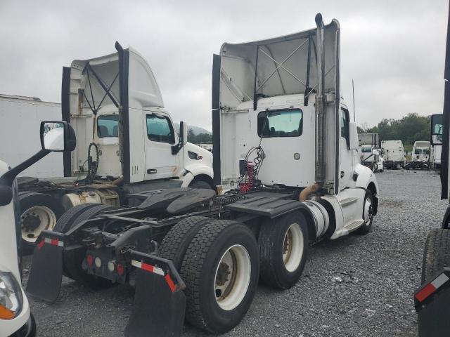 2015 KENWORTH T680 SEMI TRUCK