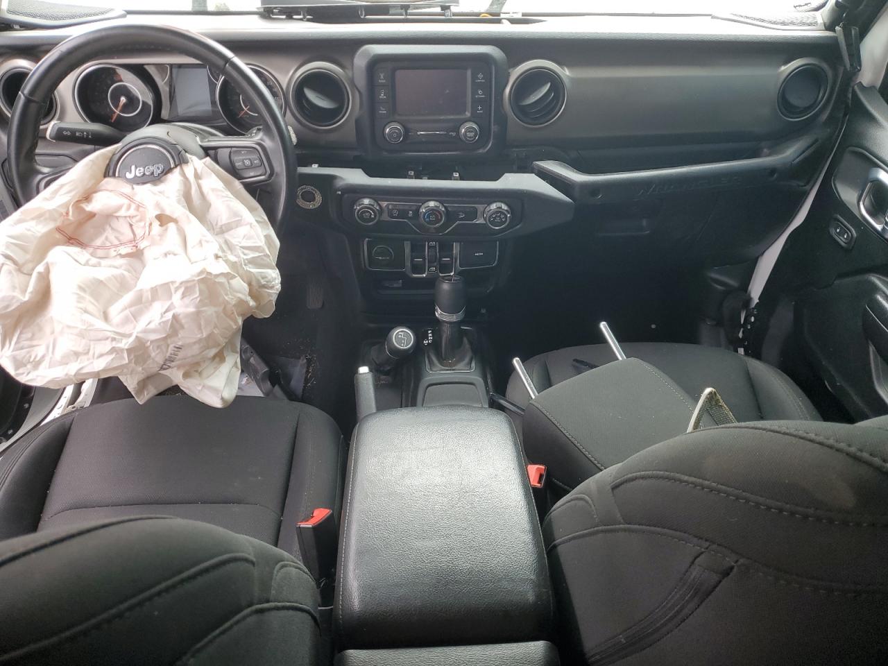 2020 Jeep Wrangler Unlimited Sport VIN: 1C4HJXDN2LW213340 Lot: 64623405