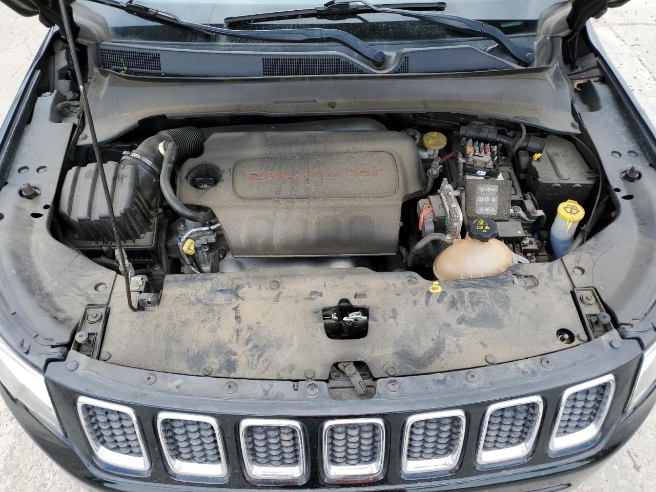 2018 Jeep Compass Limited VIN: 3C4NJDCB3JT334129 Lot: 67934325