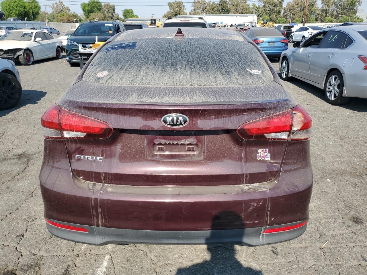 2018 Kia Forte Lx VIN: 3KPFL4A79JE164022 Lot: 68929485