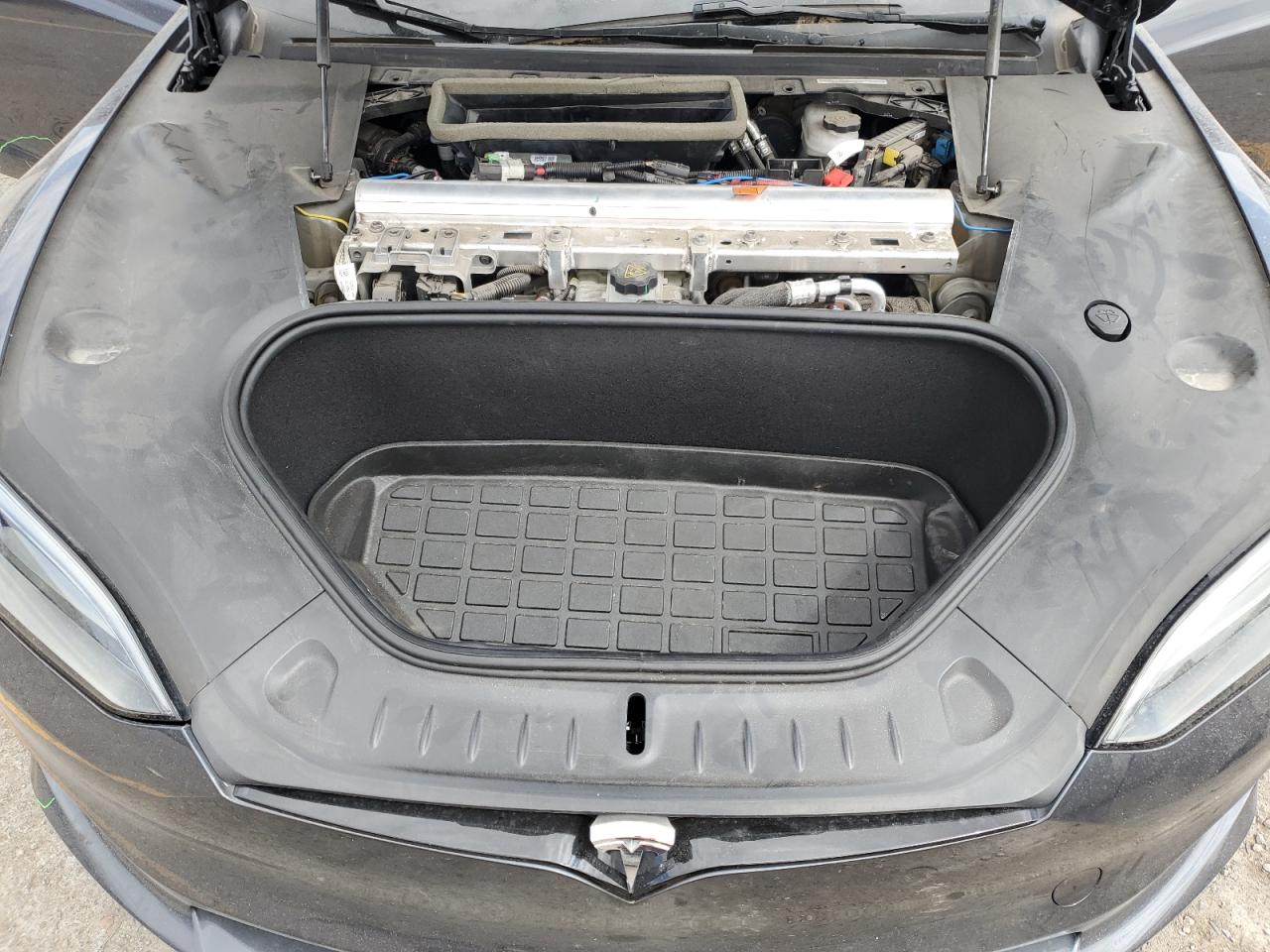 2023 Tesla Model S VIN: 5YJSA1E56PF511529 Lot: 70052385