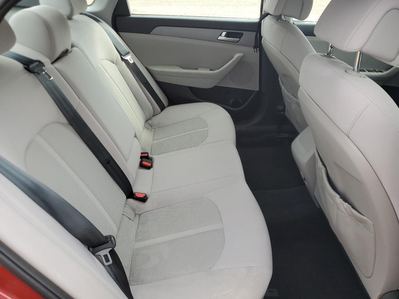 2017 Hyundai Sonata Se VIN: 5NPE24AF0HH463491 Lot: 70426855