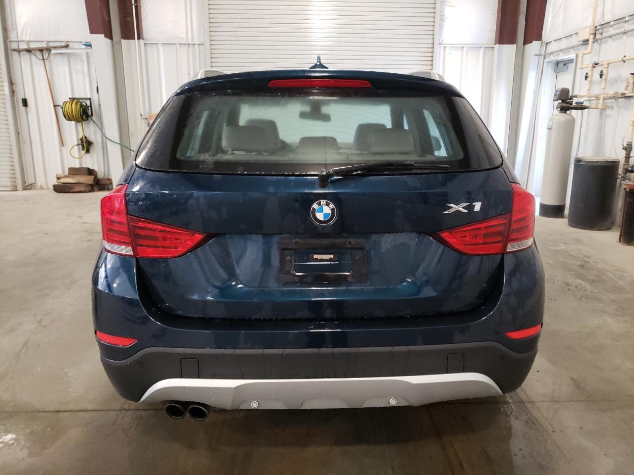 2015 BMW X1 xDrive28I VIN: WBAVL1C55FVY40276 Lot: 68552815