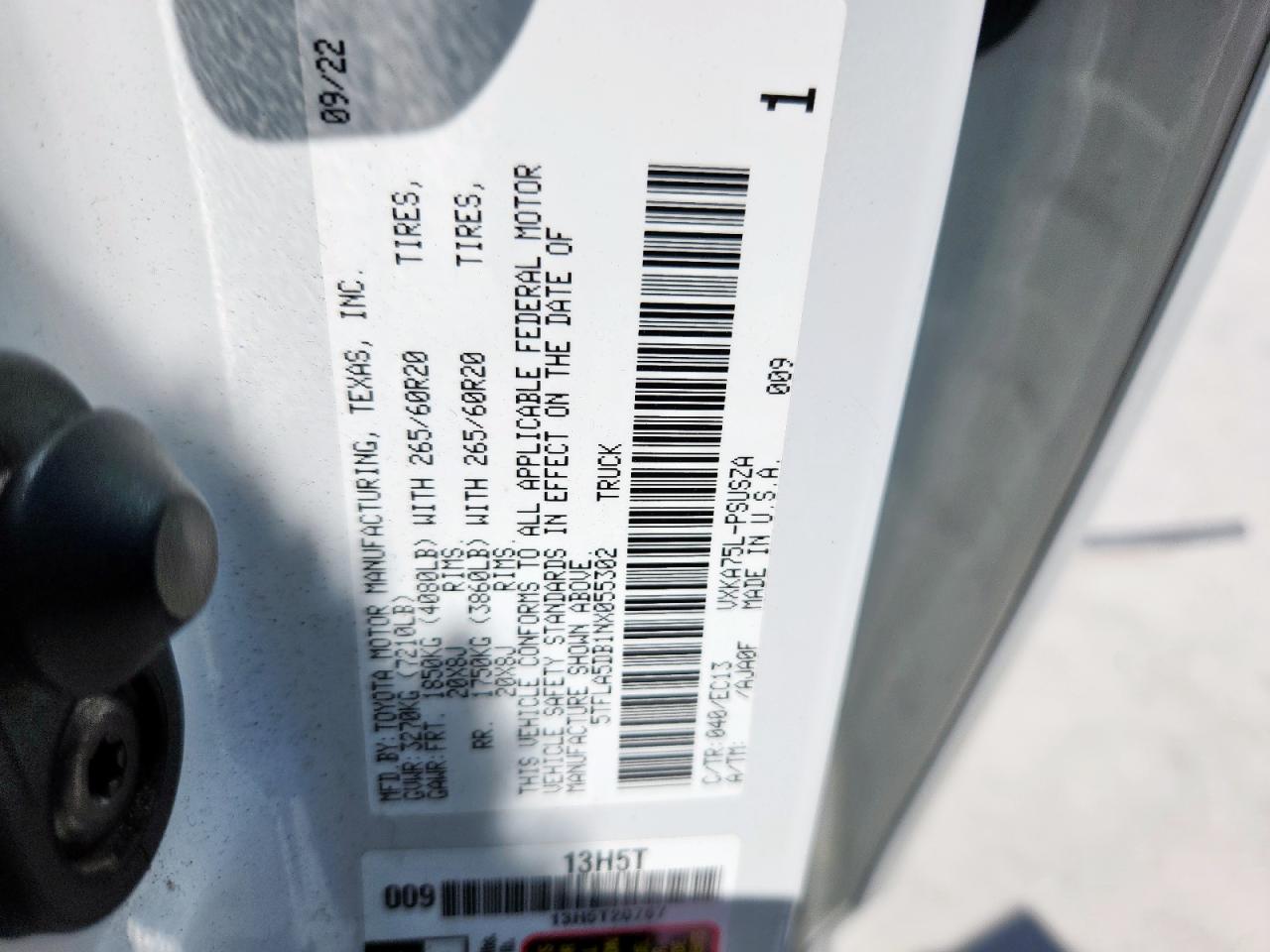 2022 Toyota Tundra Crewmax Sr VIN: 5TFLA5DB1NX055302 Lot: 69240675