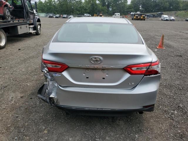  TOYOTA CAMRY 2018 Silver