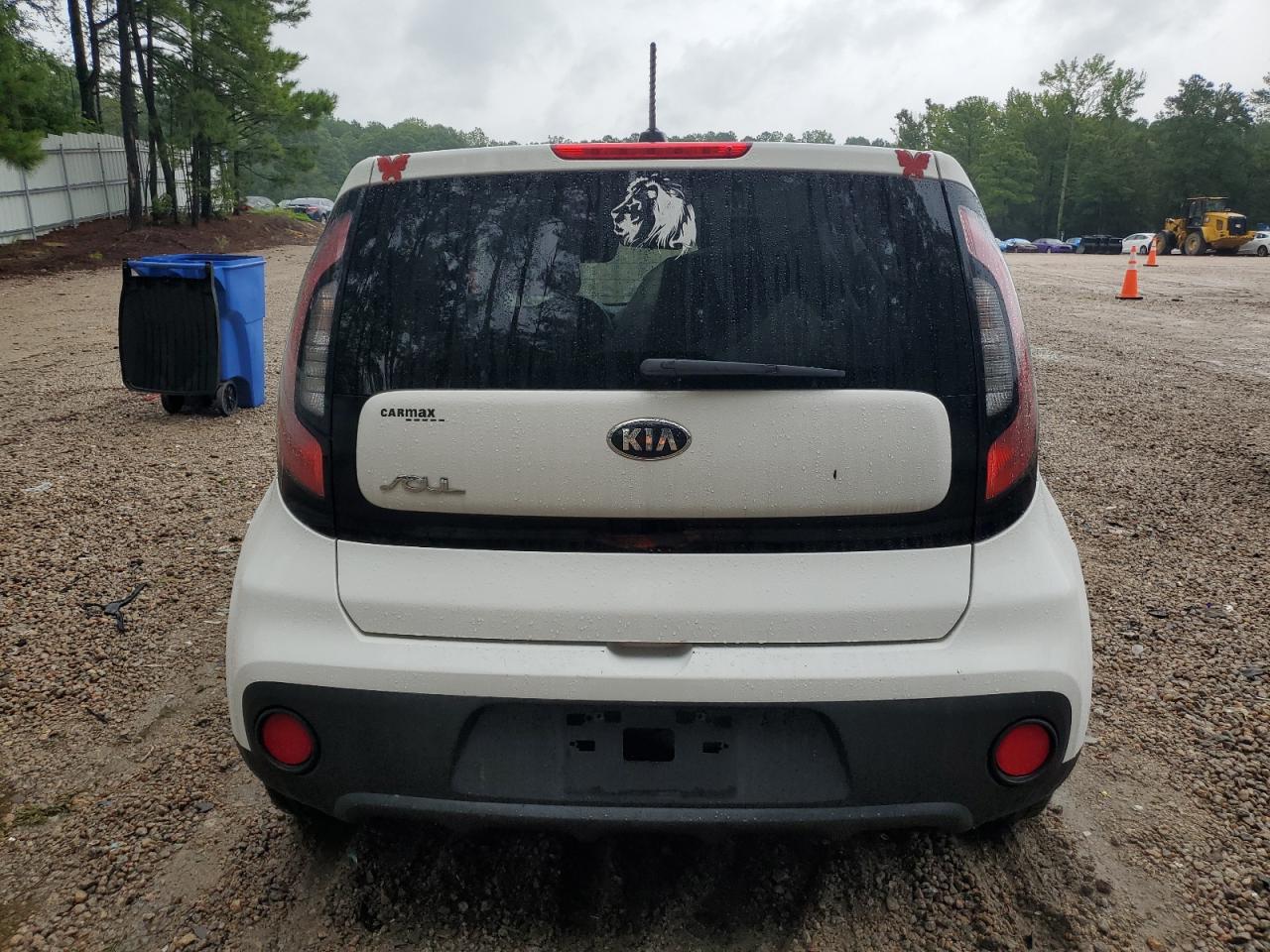 2018 Kia Soul VIN: KNDJN2A24J7565541 Lot: 68107675