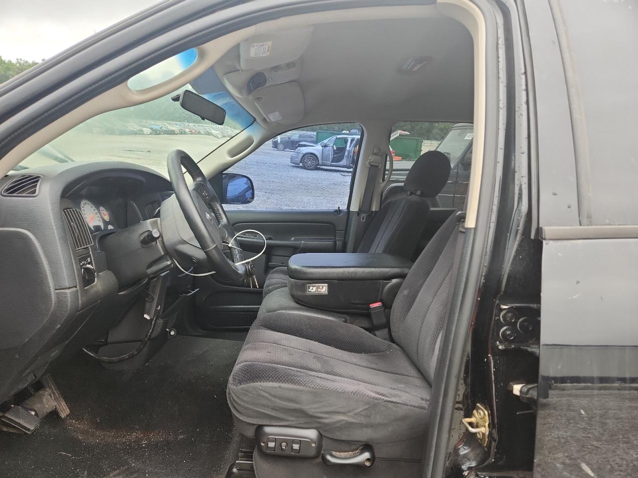 2004 Dodge Ram 1500 St VIN: 1D7HA18D84S705092 Lot: 69622375