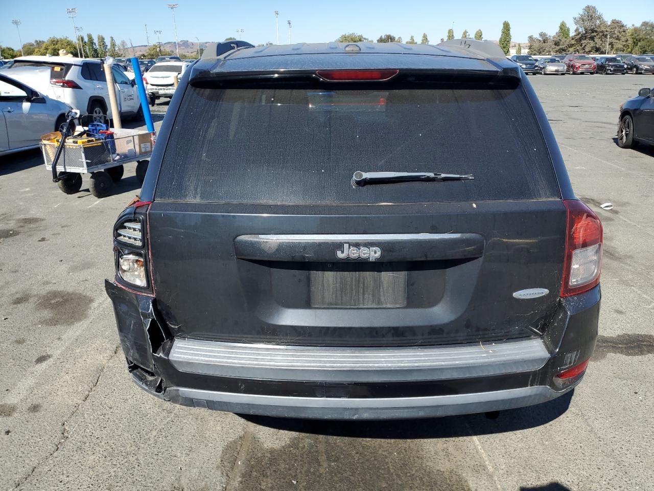 2016 Jeep Compass Latitude VIN: 1C4NJCEA9GD620595 Lot: 68709355