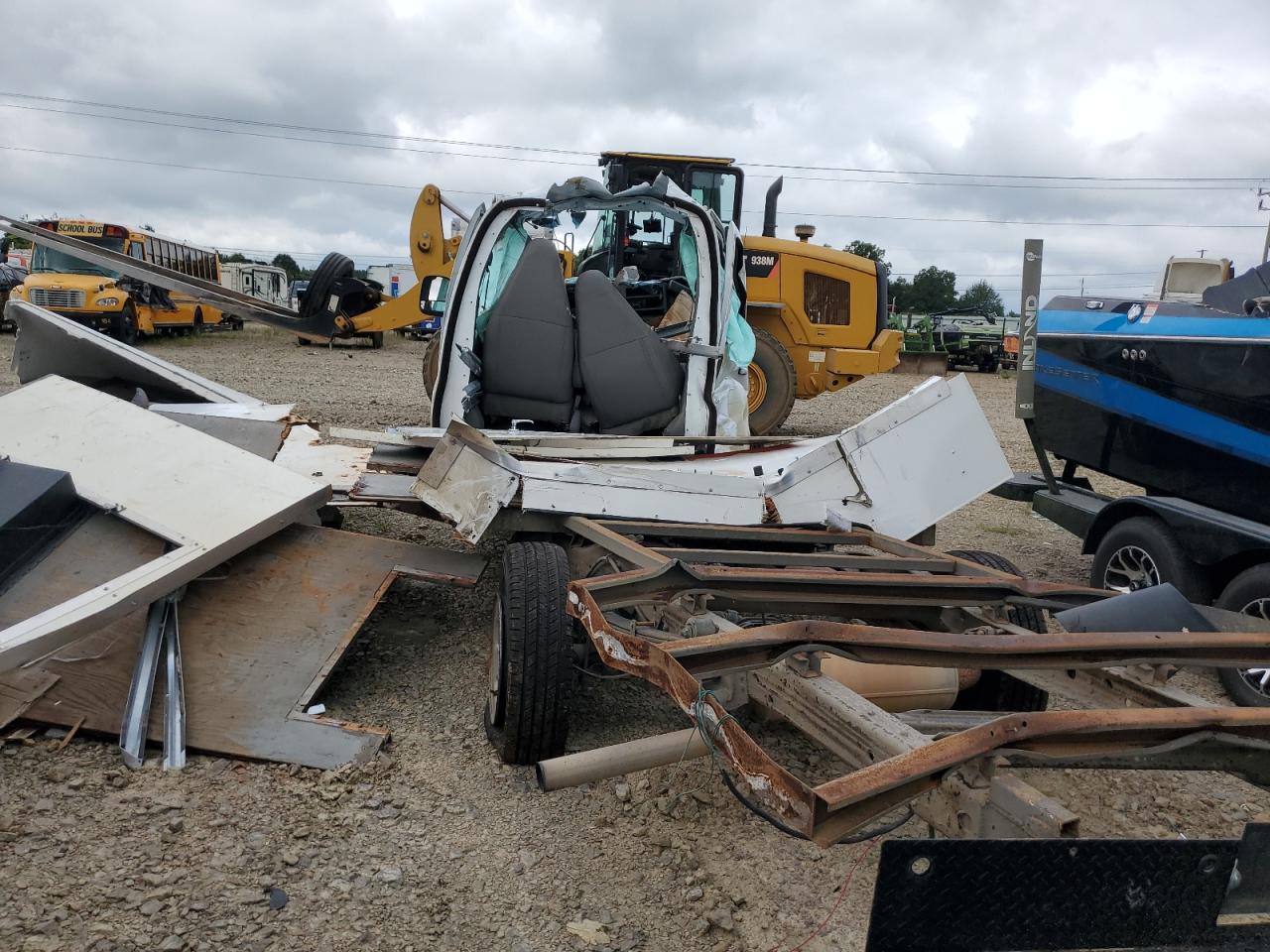 2020 GMC Savana Cutaway G3500 VIN: 1GD07RFP9L1274389 Lot: 66915175