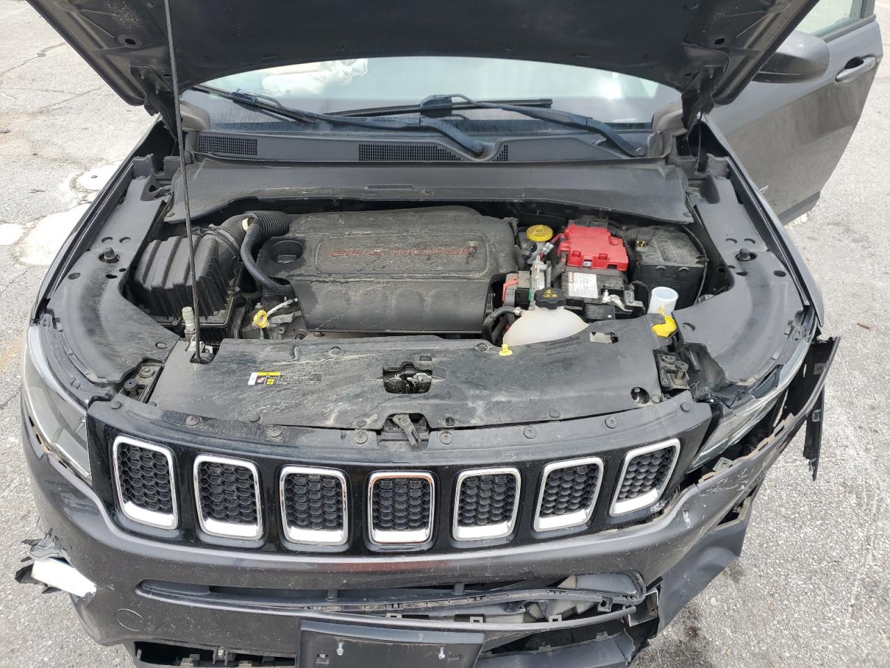2019 Jeep Compass Latitude VIN: 3C4NJDBBXKT654034 Lot: 70139215