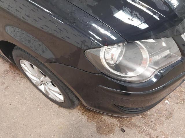 2009 VOLKSWAGEN TOURAN MAT