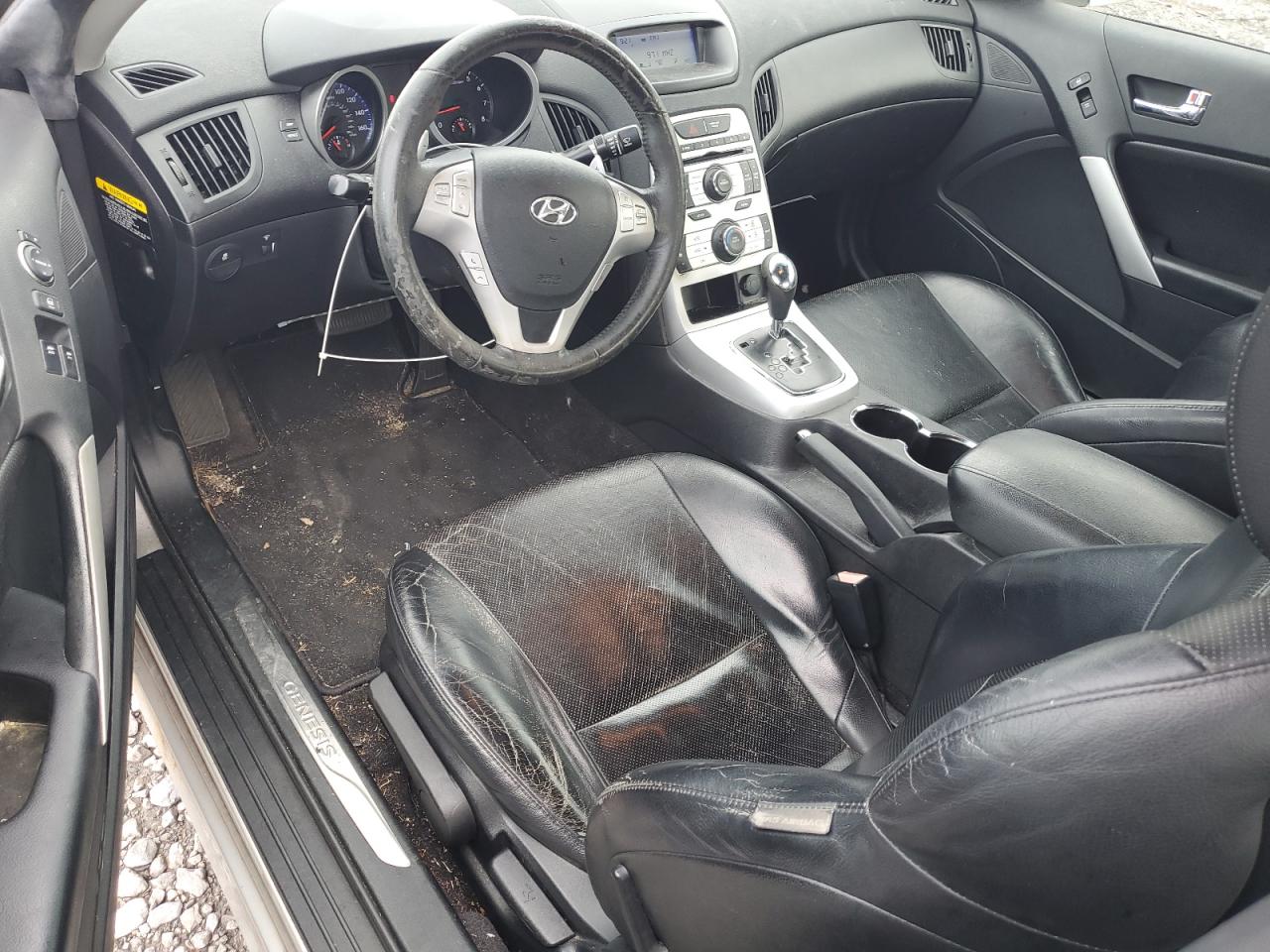2010 Hyundai Genesis Coupe 3.8L VIN: KMHHU6KH0AU041571 Lot: 70088095