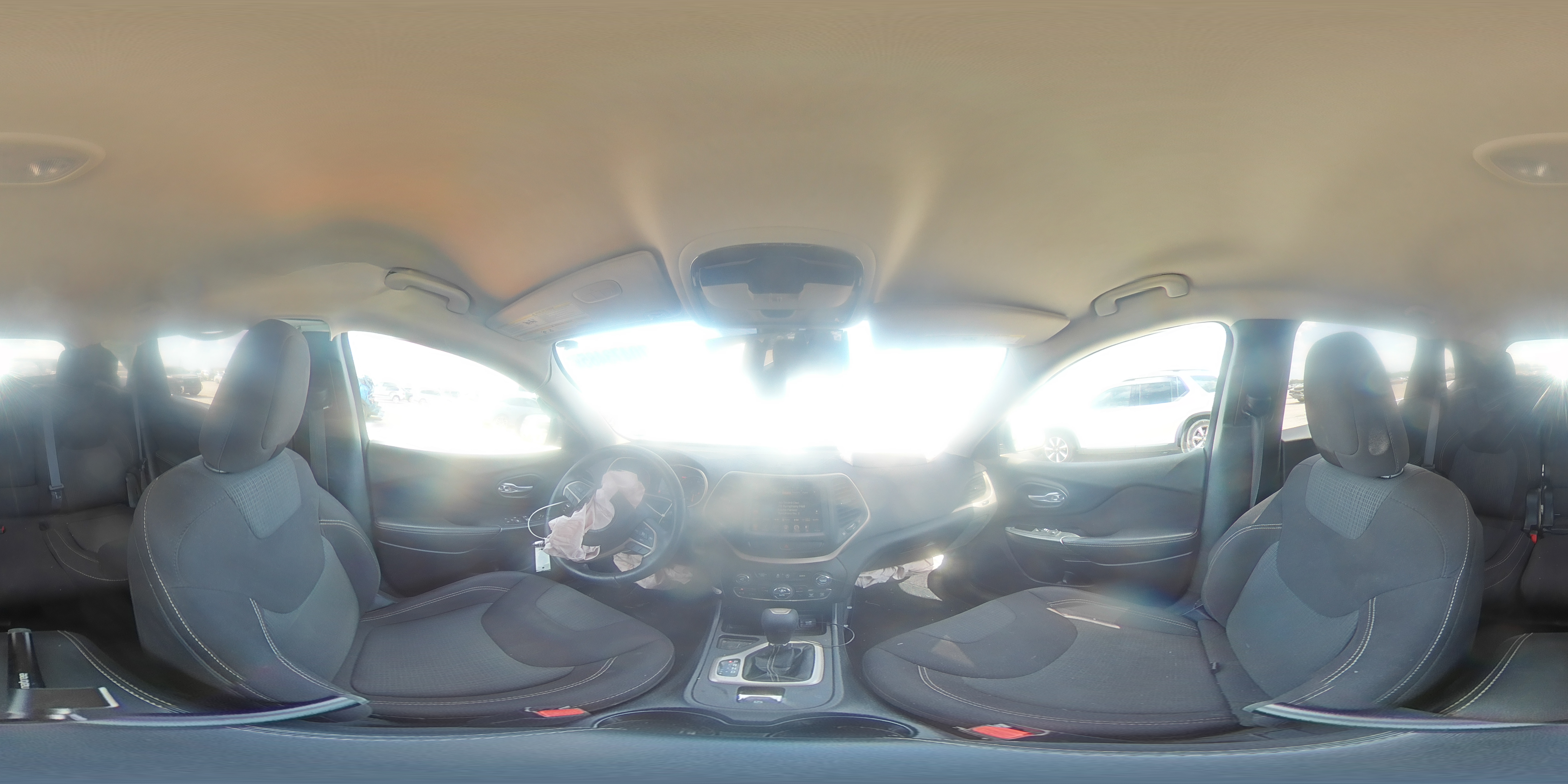 2016 Jeep Cherokee Latitude VIN: 1C4PJLCS9GW217483 Lot: 70473485