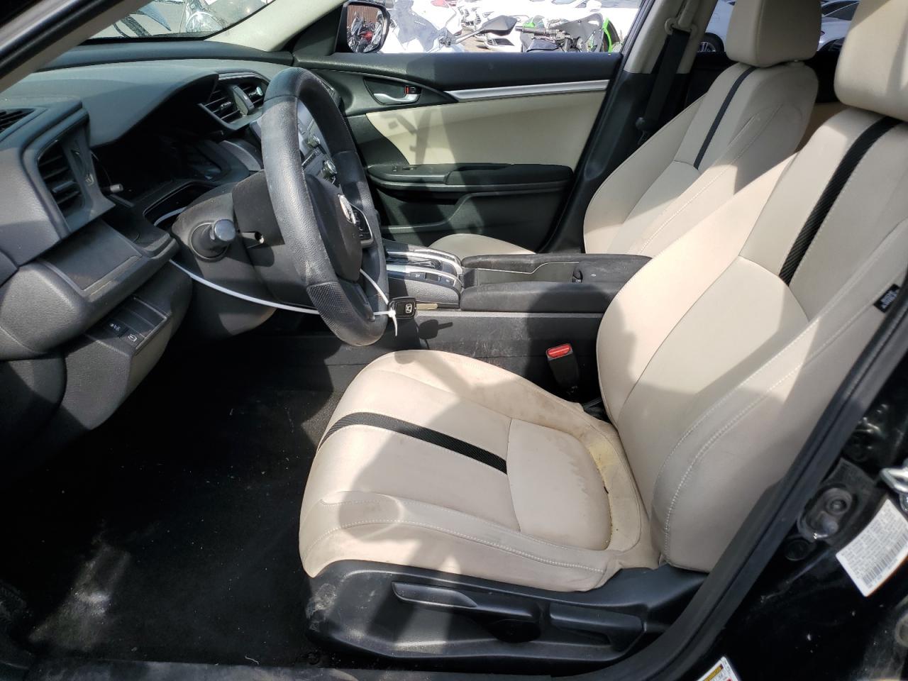 2018 Honda Civic Lx VIN: 19XFC2F53JE025273 Lot: 70705465