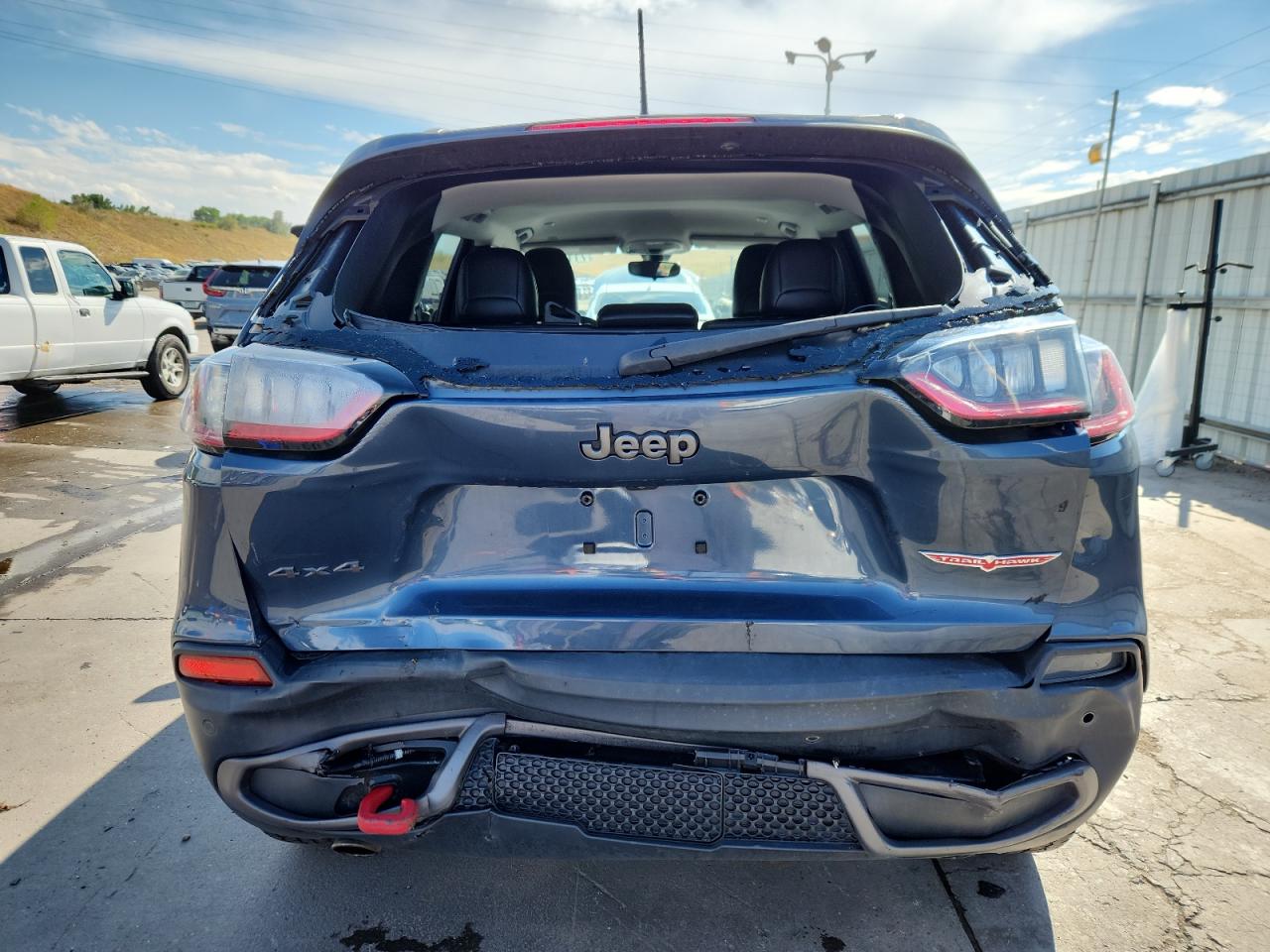 2019 Jeep Cherokee Trailhawk VIN: 1C4PJMBN2KD375413 Lot: 71127745