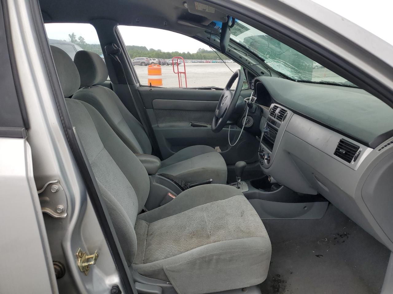 2005 Suzuki Forenza S VIN: KL5JD56Z25K204490 Lot: 68131725