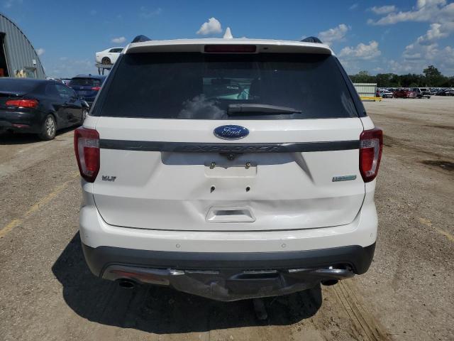 Parquets FORD EXPLORER 2017 Biały