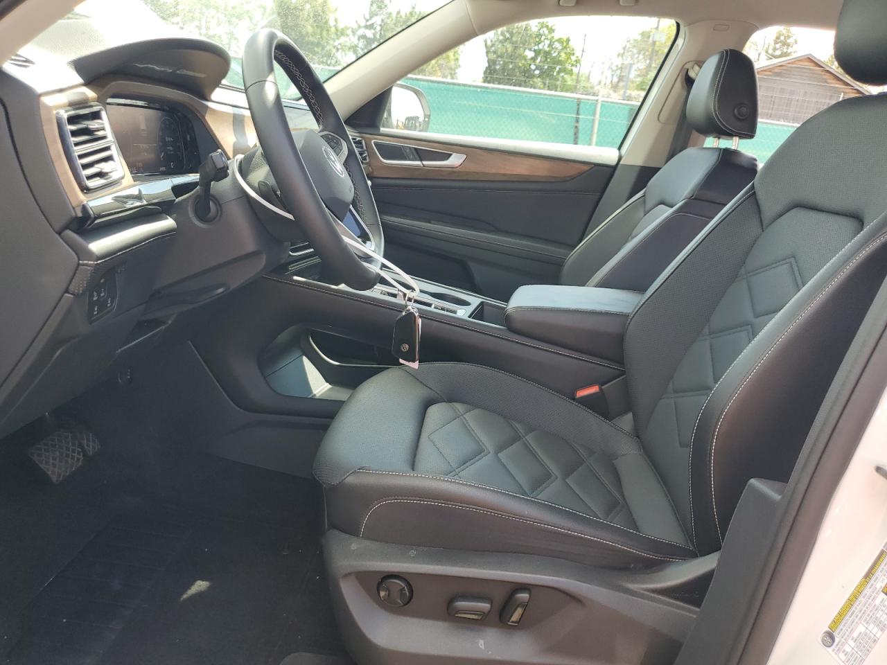 2024 Volkswagen Atlas Se VIN: 1V2LR2CA1RC510158 Lot: 84468335