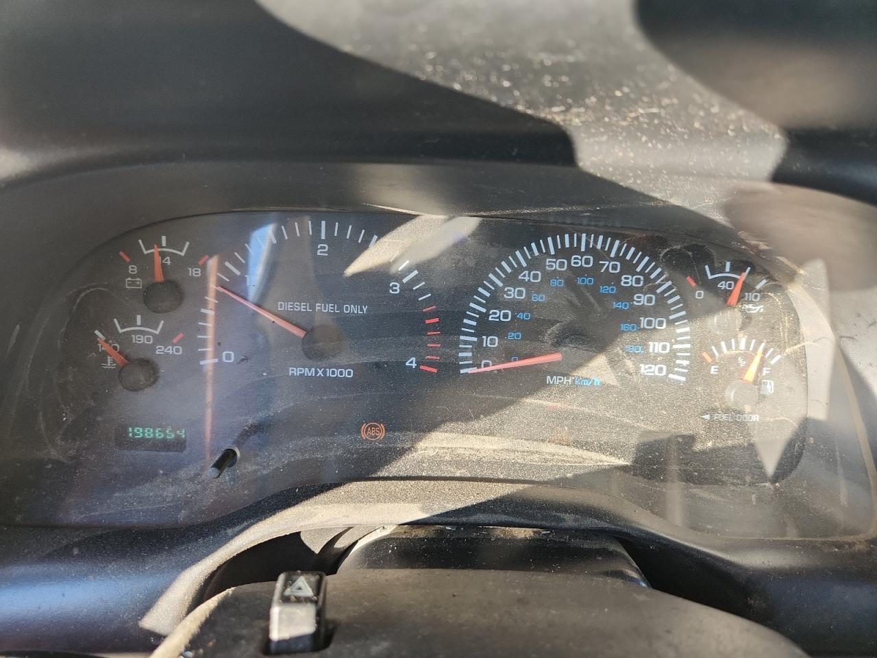 1999 Dodge Ram 2500 VIN: 3B7KF2268XG133194 Lot: 68939985