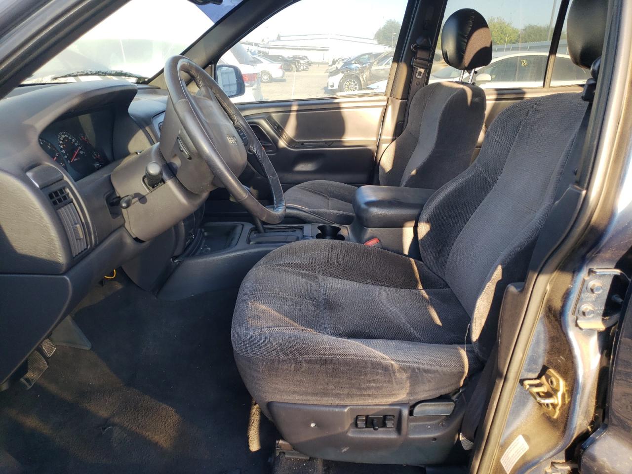 2001 Jeep Grand Cherokee Laredo VIN: 1J4GX48S91C736727 Lot: 68245075