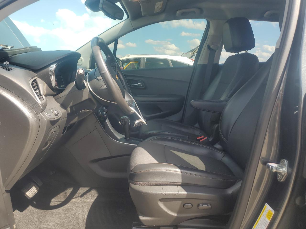 2018 Chevrolet Trax 1Lt VIN: KL7CJPSB0JB685234 Lot: 70227365