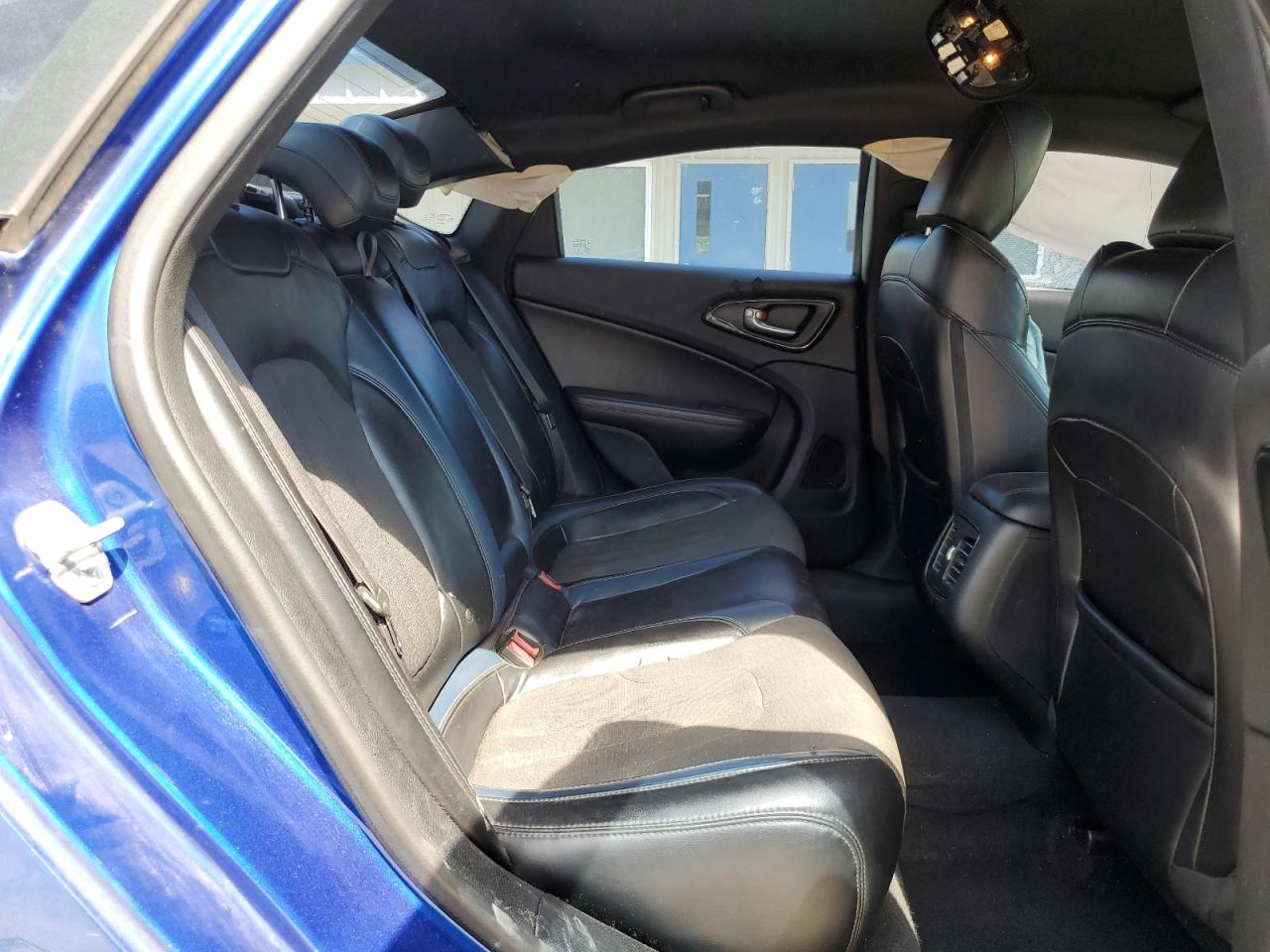 2015 Chrysler 200 S VIN: 1C3CCCBB3FN652972 Lot: 68061245