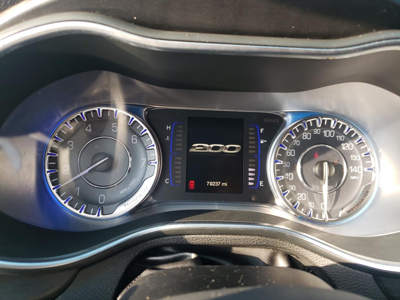 2015 Chrysler 200 Limited VIN: 1C3CCCAB9FN628807 Lot: 68016525