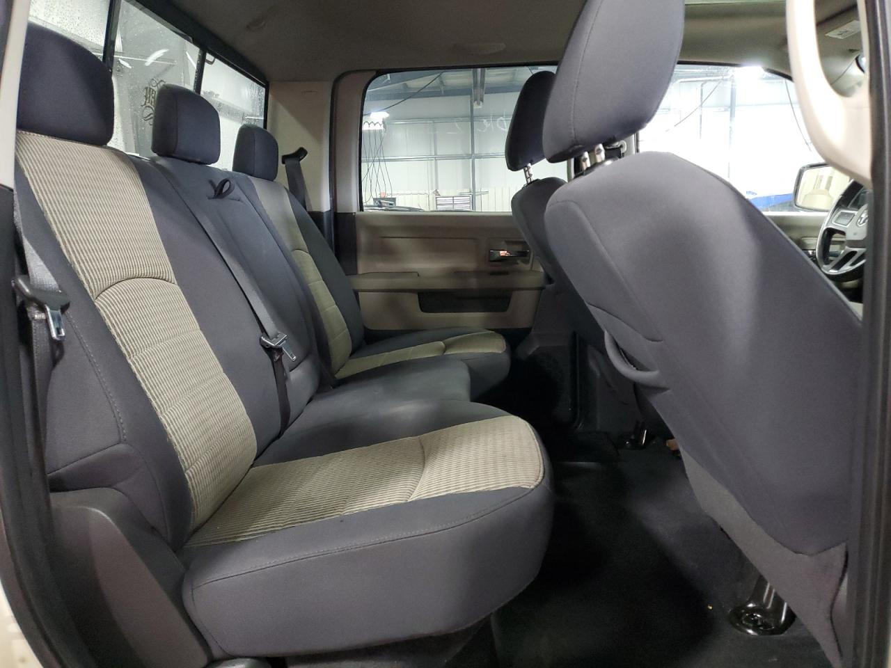 2010 Dodge Ram 1500 VIN: 1D7RV1CT2AS227402 Lot: 68772545