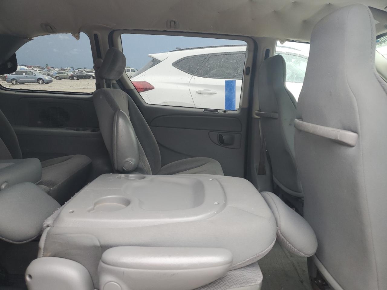 2005 Dodge Caravan Sxt VIN: 1D4GP45R75B325624 Lot: 69283065