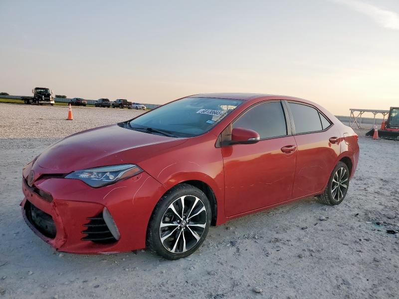  TOYOTA COROLLA 2017 Красный