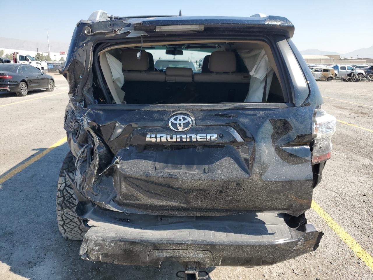 2016 Toyota 4Runner Sr5/Sr5 Premium VIN: JTEBU5JR3G5395937 Lot: 68360035