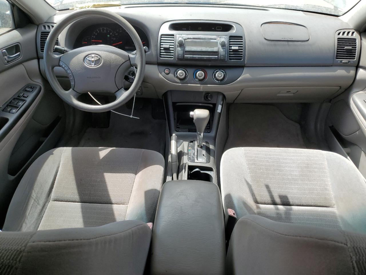 2005 Toyota Camry Le VIN: 4T1BE30K25U560109 Lot: 70141815