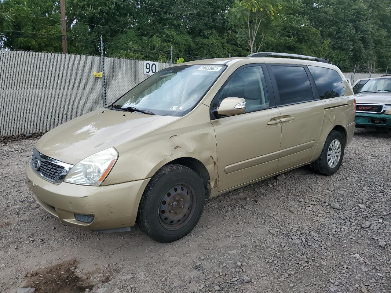 2011 Kia Sedona Lx