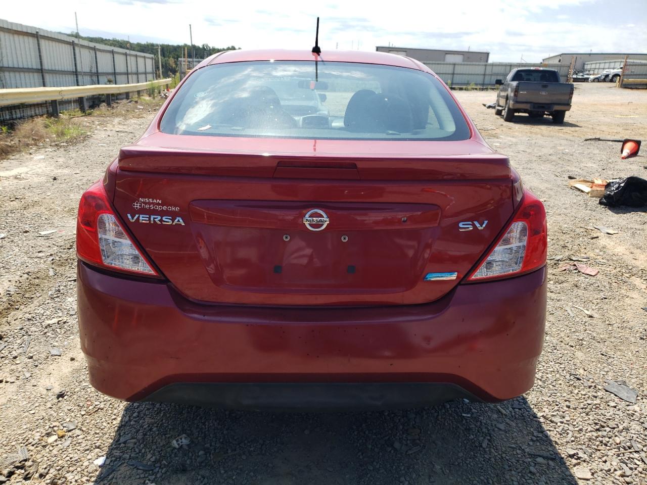 2015 Nissan Versa S VIN: 3N1CN7AP5FL952123 Lot: 70331995