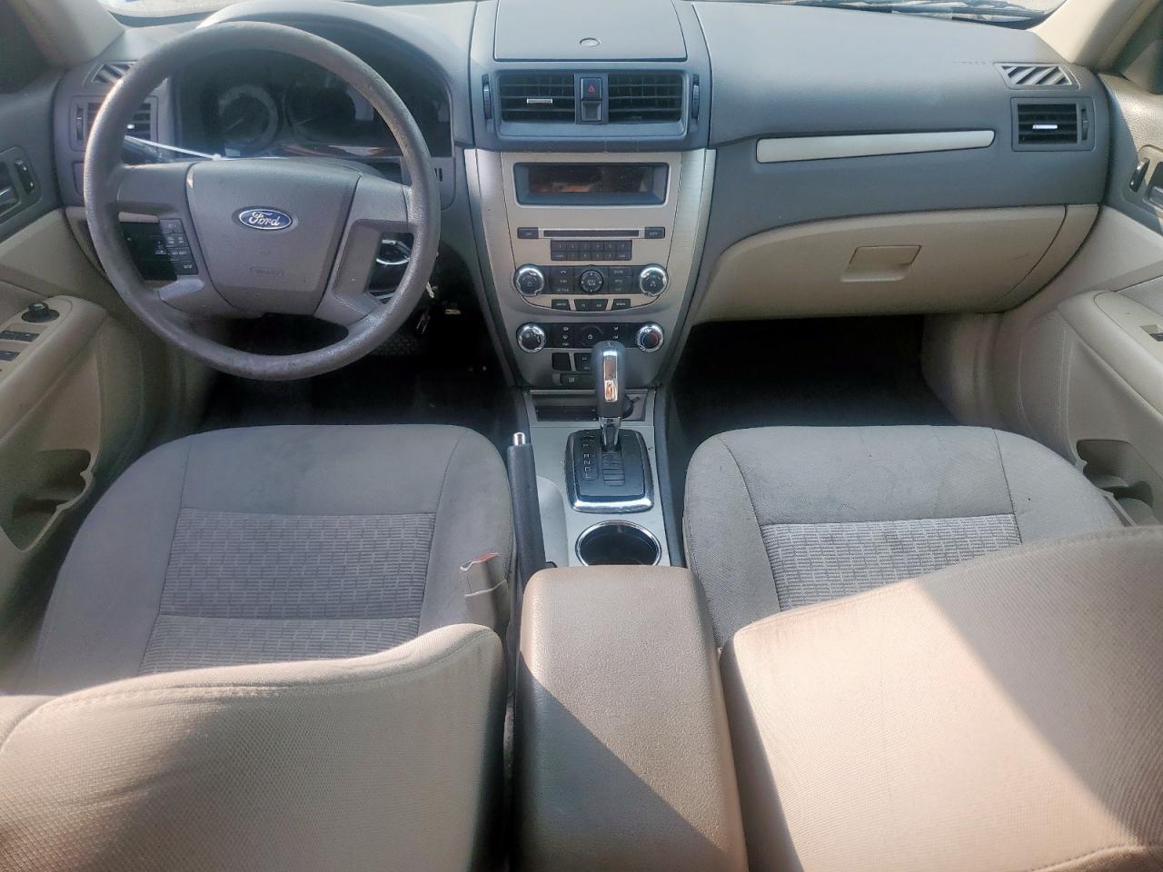 2012 Ford Fusion S VIN: 3FAHP0GA4CR239042 Lot: 69379555