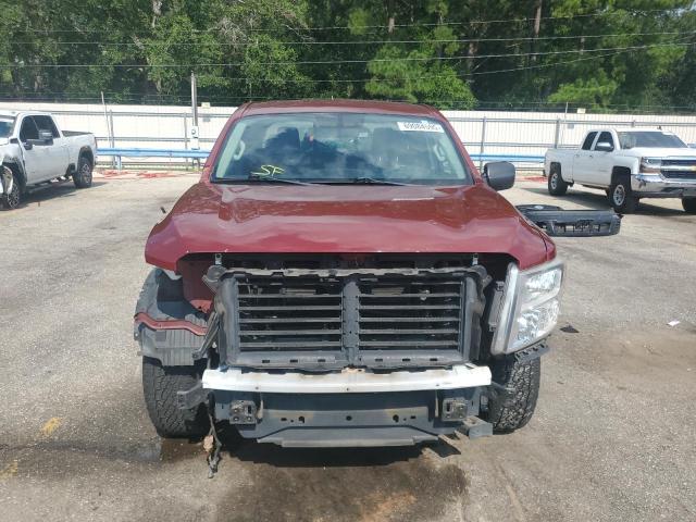  NISSAN TITAN 2017 Bordowy