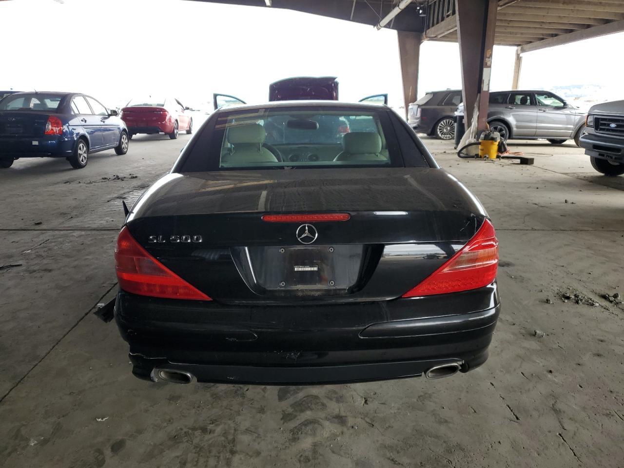 V (R230) V (R230)