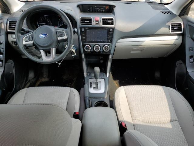  SUBARU FORESTER 2018 Zielony